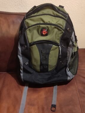 SwissGear Laptop Backpack Granite Green Padded Travel School Commuter Bag